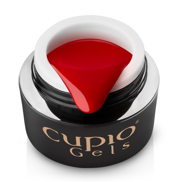 Roter Nagelgel von Cupio Gels im Tiegel mit tropfendem Inhalt